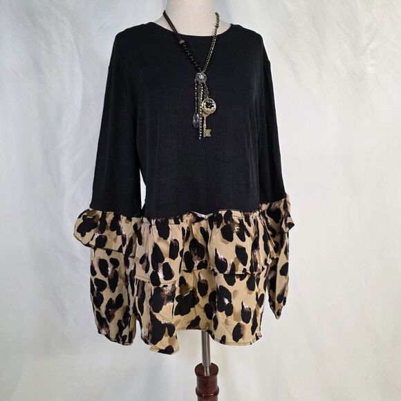 KoJooin Leopard Flowing Ribbed Soft Tunic Top New with Tags Size Large - Picture 3 of 12